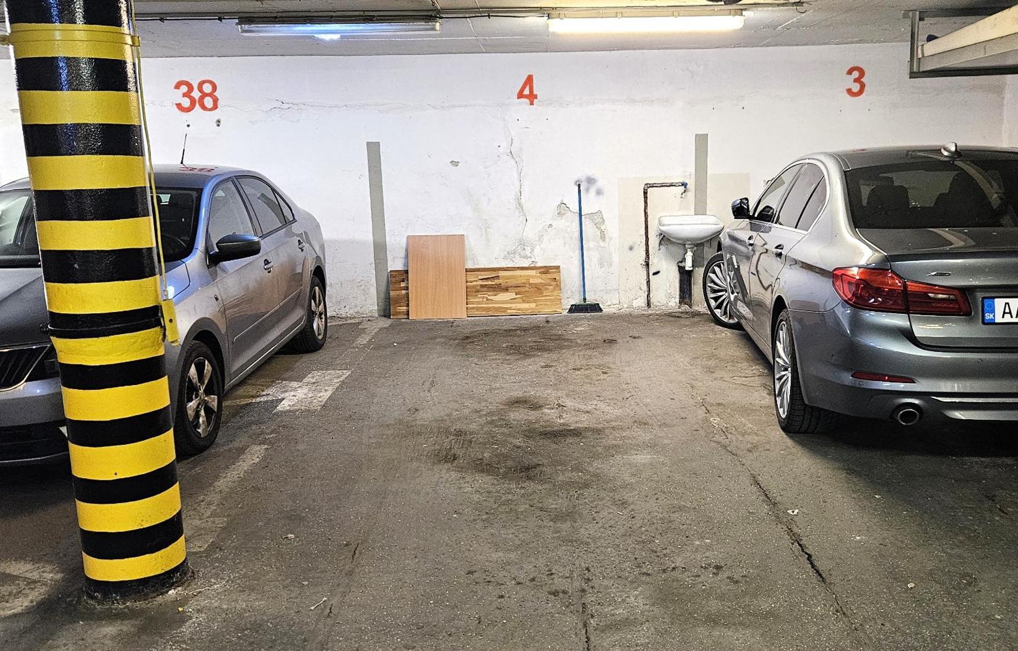 Panorama View Design Apt In Old Town - Free Parking ブラチスラヴァ エクステリア 写真